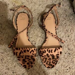 Women’s heeled sandals